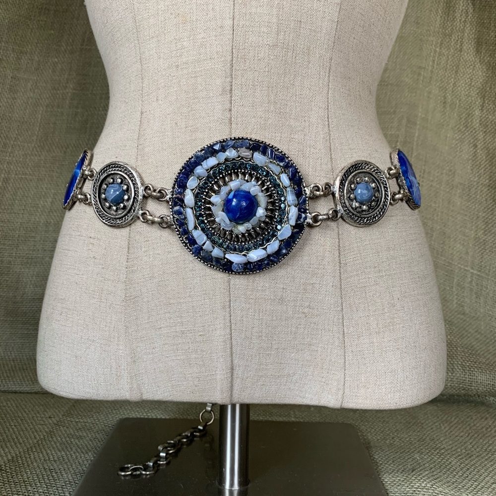 Leatherock chain belt with blue stones